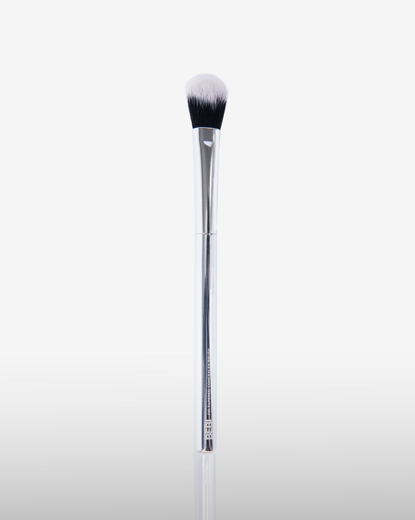 F01 TAPERED CONCEALER BRUSH