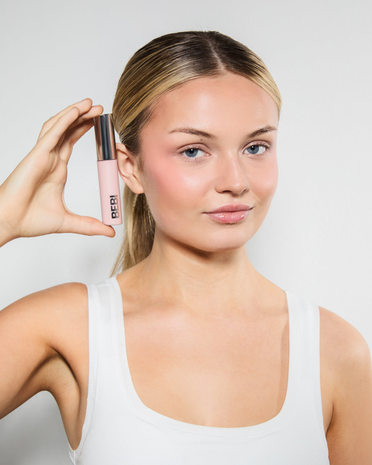 BASE LOVE COLOUR CORRECTOR
